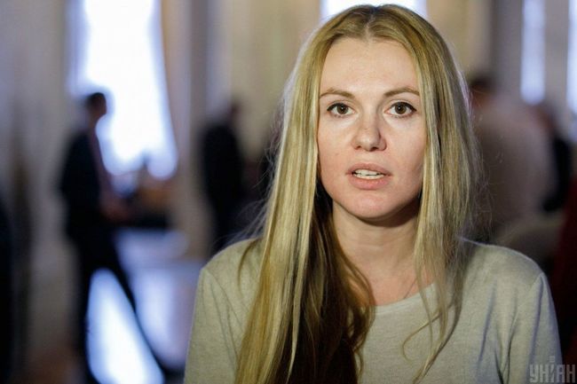Слуга народа Анна Скороход заявила, что ее мужа задержали из-за ее политических взглядов