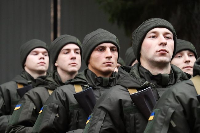 Харьковская военная часть открыла вакансии