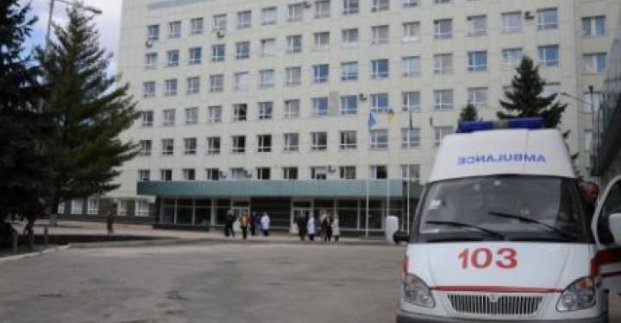 В больницу скорой помощи доставили пострадавших от взрывов в Балаклее