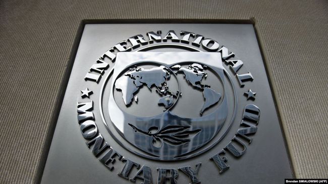 Гончарук та Маркарова зустрілися з місією МВФ