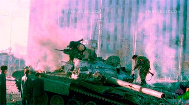 ЗНАЙ ИСТОРИЮ. 26 ноября 1994 г. Первый штурм Грозного: Разгром русских танковых частей