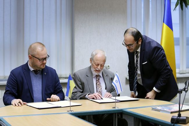 Україна та Ізраїль розпочинають спільні наукові дослідження у сфері теоретичної фізики