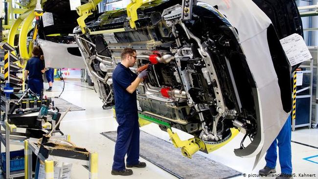 Daimler сократит 10 тысяч рабочих мест к концу 2022 года