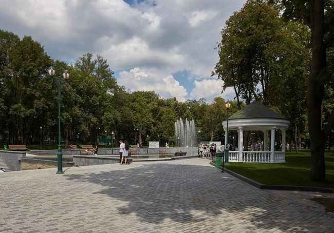 В Харьковском саду Шевченко снова подорожали туалеты