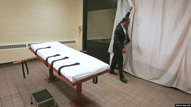 Верховний суд США призупинив застосування смертної кари на федеральному рівні – ЗМІ