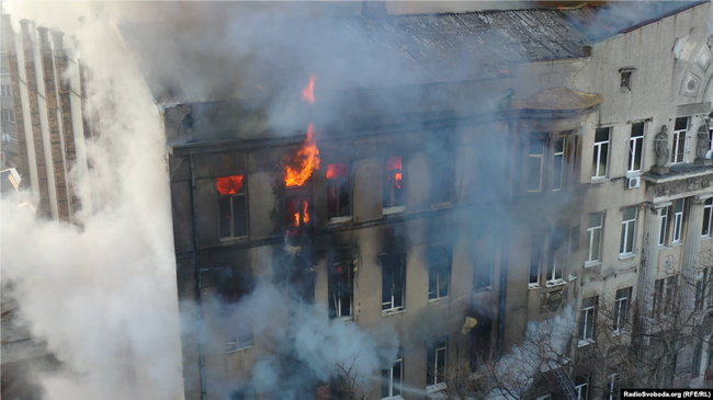 Через пожежу в одеському коледжі втрачена бібліотека та цінні колекції – НАН України