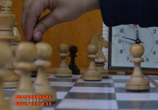 В Харькове прошел новогодний турнир детей-шахматистов (ВИДЕО)