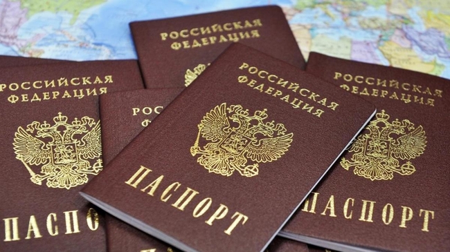 Россия заявляет, что выдала почти 200 тыс паспортов в ОРДЛО