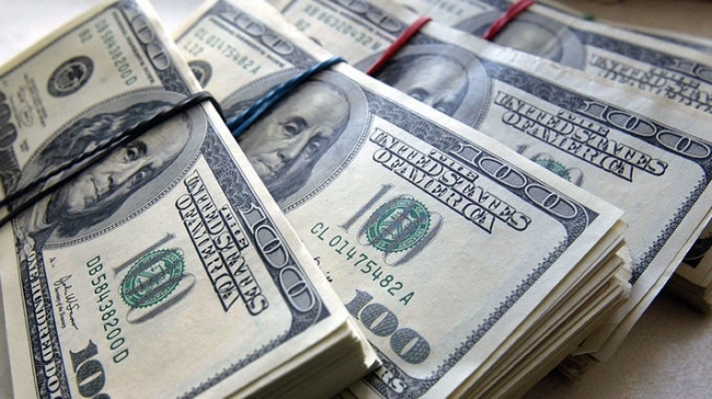 НБУ розпочав рік з викупу валюти на міжбанку