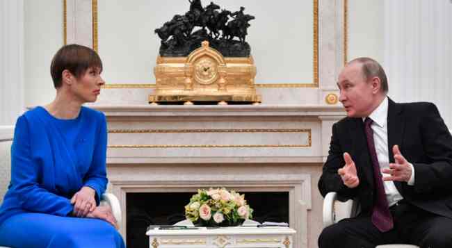 Президентка Естонії не прийняла подарунок від Путіна: подробиці