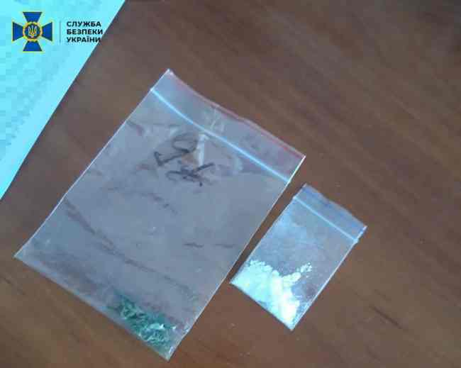 На Миколаївщині СБУ припинила діяльність наркоугруповання, яке «кришував» поліцейський
