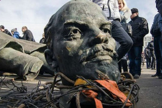 В Харькове нашли еще два памятника Ленину