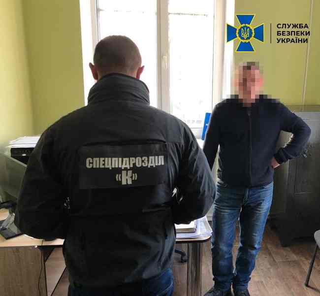 СБУ викрила на корупції начальника сектору кримінальної поліції з Житомирщини
