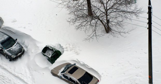 В случае снегопада харьковчан просят не парковать машины на улицах