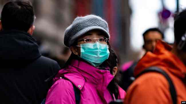 Казахстан забороняє експорт захисних масок до Китаю на тлі поширення коронавірусу