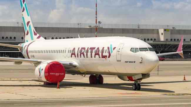В Италии ликвидируют вторую по величине авиакомпанию страны