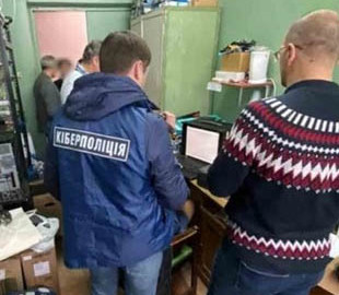 Вмешательство в работу оператора телефонной связи: в Харькове задержали киберпреступника