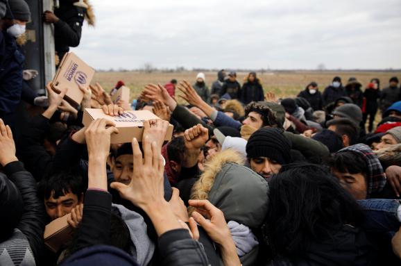Туреччина відкрила кордон з ЄС для 3,5 млн біженців