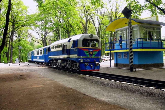 Вагоны детской железной дороги отправили в Киев