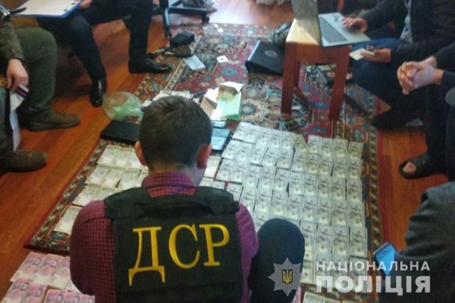 На Тернопільщині співробітники Управління стратегічних розслідувань викрили пять організованих злочинних угруповань за два місяці