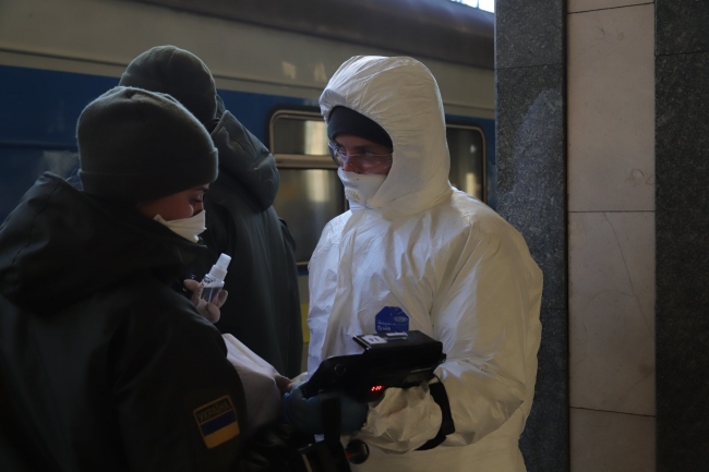 Прикордонники оформили поїзд «Київ-Москва», на якому в Росію виїхало понад 700 осіб (ВІДЕО)