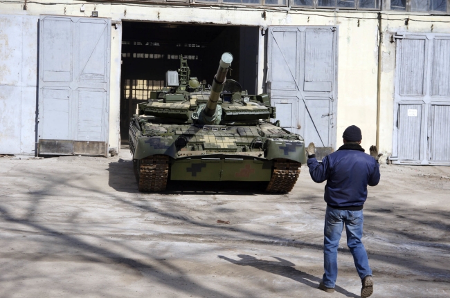 Харківський бронетанковий завод передав для потреб Збройних Сил України чергову партію модернізованих танків (ВИДЕО)