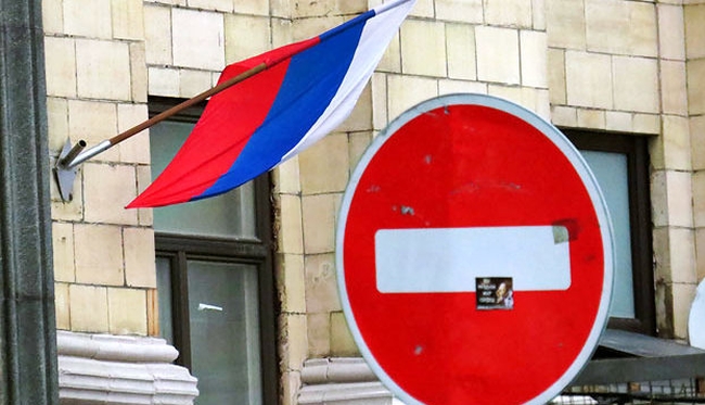 Санкции против России не мешают ей бороться с коронавирусом - Еврокомиссия