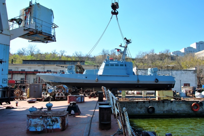 Миколаївський суднобудівний завод спустив на воду катери “Вишгород” та “Нікополь” (ФОТО)