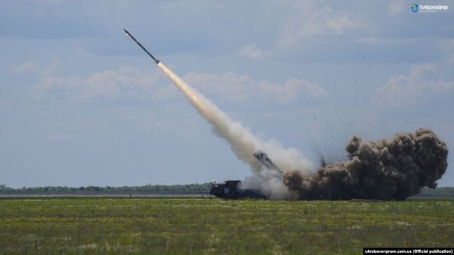 Генштаб заявляє про успішні льотні випробування ракети «Вільха-М»