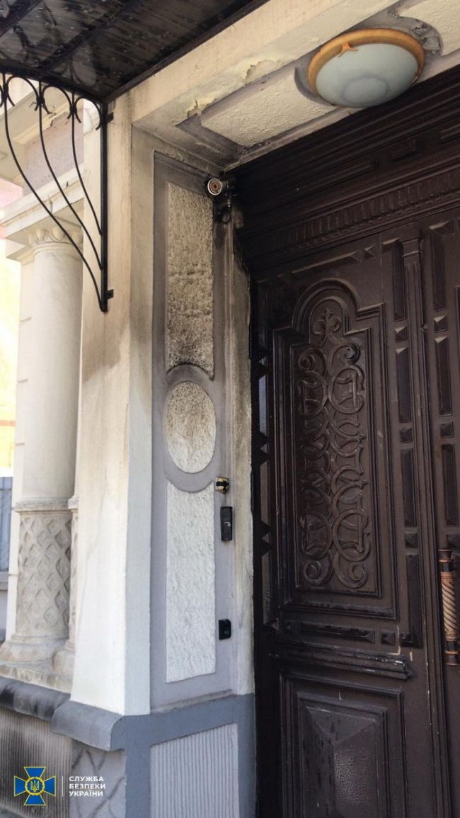 СБУ встановила особи та затримала двох підпалювачів синагоги у Херсоні