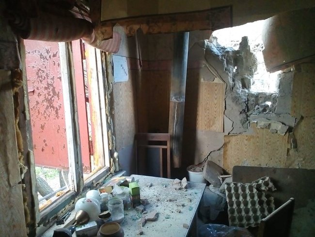 Оккупанты обстреляли дачи на Донбассе. ФОТО