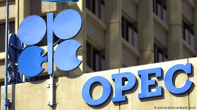 Країни ОПЕК+ домовились обмежити видобуток нафти до кінця липня