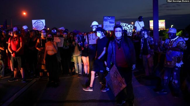 США: в Атланті спалахнули нові протести через ще одну смерть чорношкірого