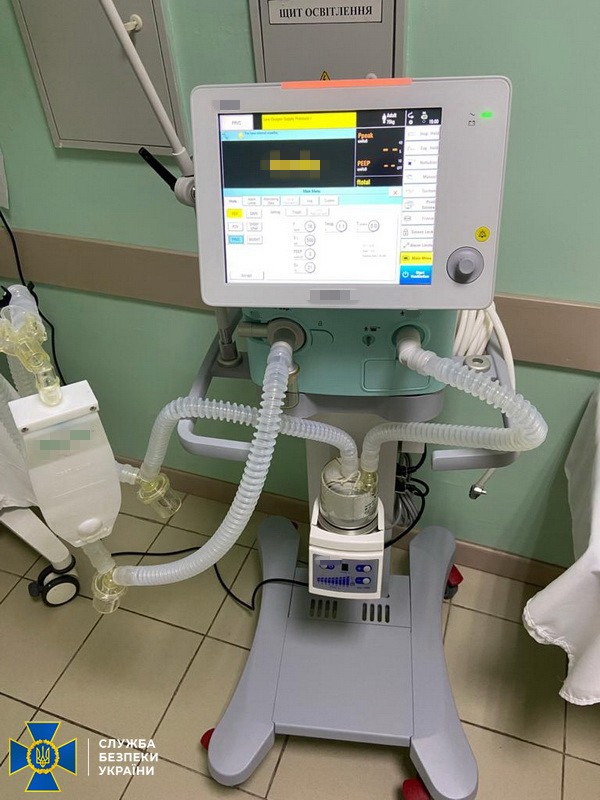У Сумах СБУ викрила оборудку, через яку клінічна лікарня не отримала 18 апаратів ШВЛ