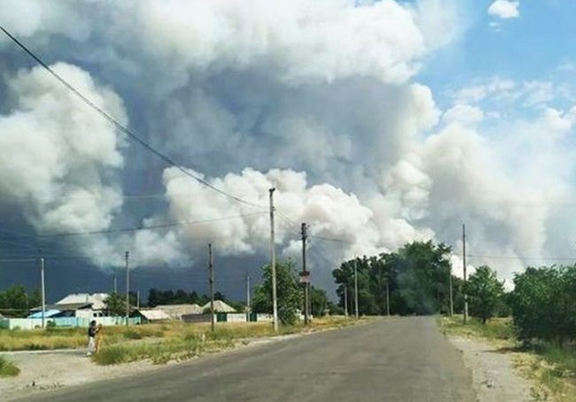 Лесные пожары в ста километрах от Харьковской области добрались до населенных пунктов