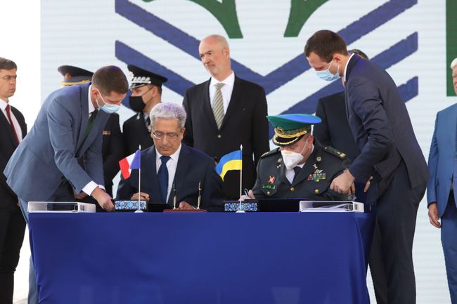 У Миколаєві підписали контракт на будівництво 20 патрульних катерів для Морської охорони Держприкордонслужби
