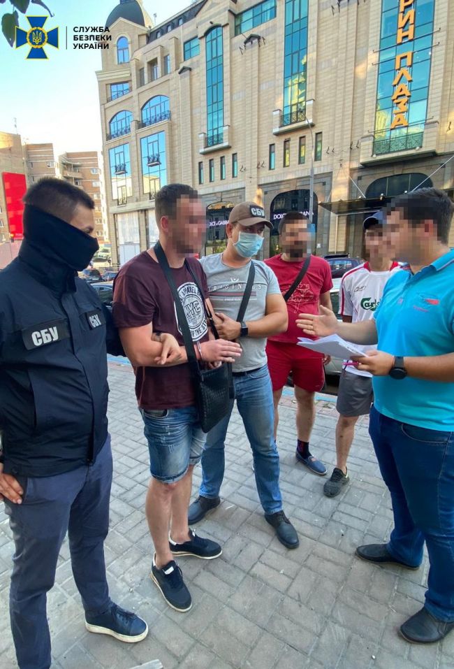У Києві СБУ затримала організатора контрабанди важких наркотиків з Європи (ВІДЕО)
