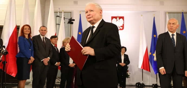 Политический кризис в Польше: в ПиС говорят о досрочных выборах