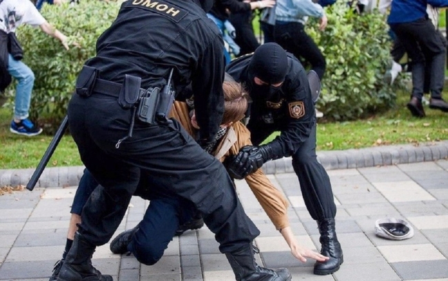 Белорусские кибер-партизаны слили данные о силовиках, разгонявших акции протеста