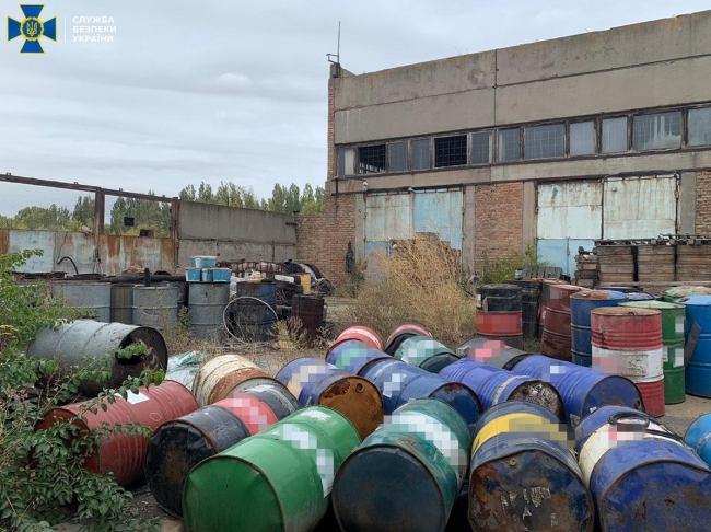 На Дніпропетровщині СБУ викрила компанію-утилізатора на порушенні екологічних норм