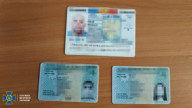 Контррозвідка СБУ викрила міжрегіональну групу на підробці паспортів резидентів Євросоюзу
