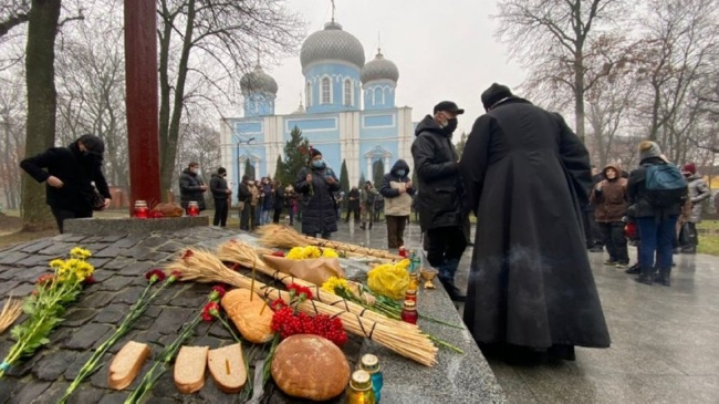 В Харькове отслужили панихиду по погибшим в годы Голодомора (ФОТО)