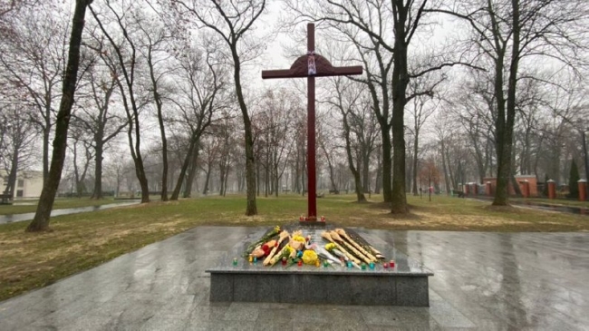 В Харькове отслужили панихиду по погибшим в годы Голодомора (ФОТО)