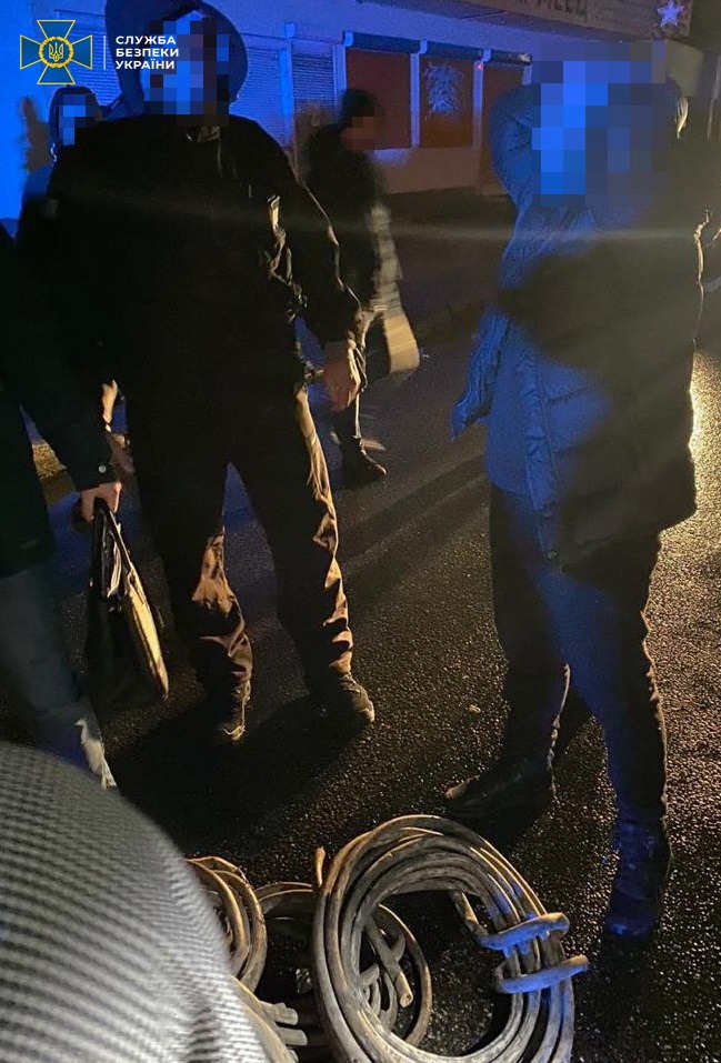 Полицейские на Харьковщине воровали кабель спецсвязи – СБУ
