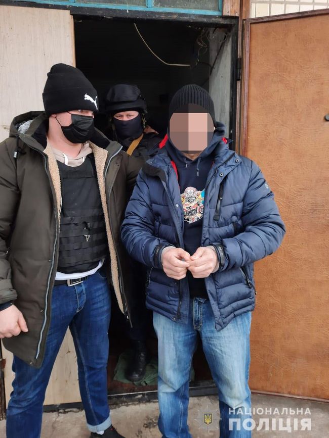 Харьковские полицейские задержали главаря преступной банды, которого разыскивали более трех лет (ФОТО)