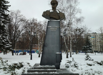 Конца не видно. В Харькове продолжается эпопея с переименованием проспекта Жукова