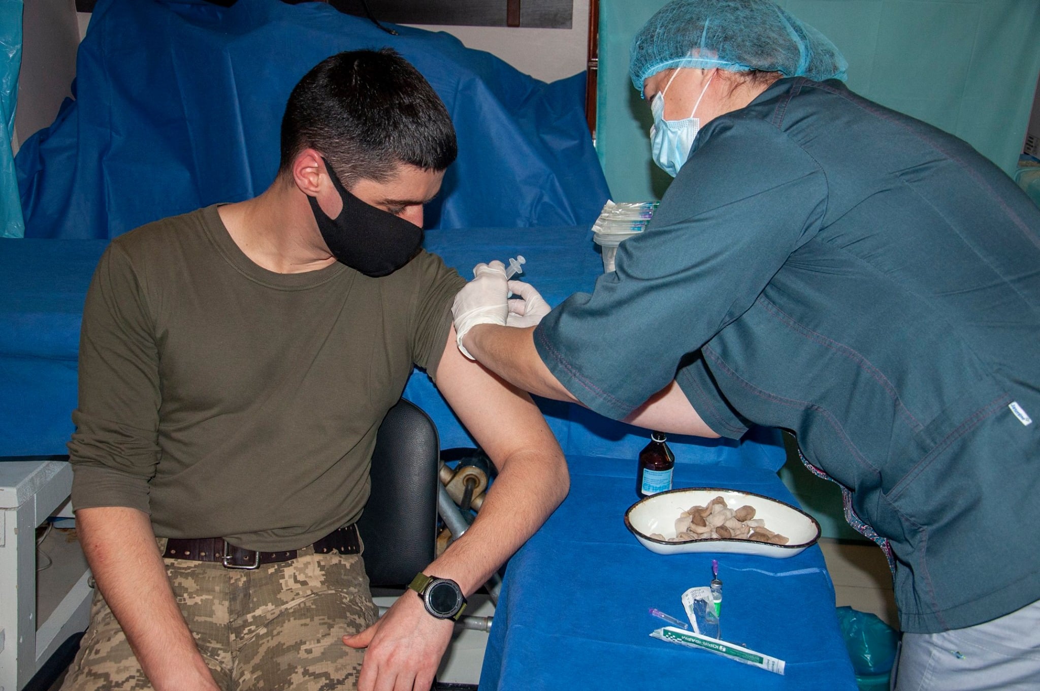 В районі проведення ООС розпочалася вакцинація військовослужбовців