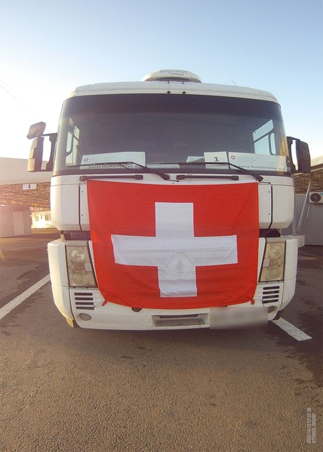 Благодійні організації направляють на Донбас тисячі тонн гуманітарних вантажів, а темою спекулює РФ