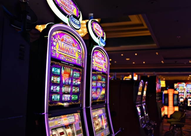 У Комісії з азартних ігор пояснили, хто та скільки сплачує за ліцензії