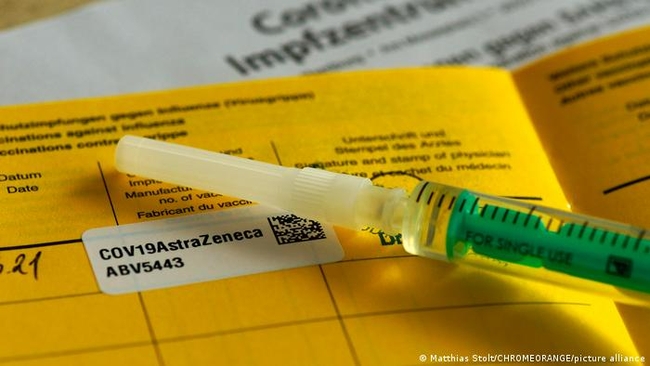 Привілеї для вакцинованих: у Німеччині скасували низку обмежень